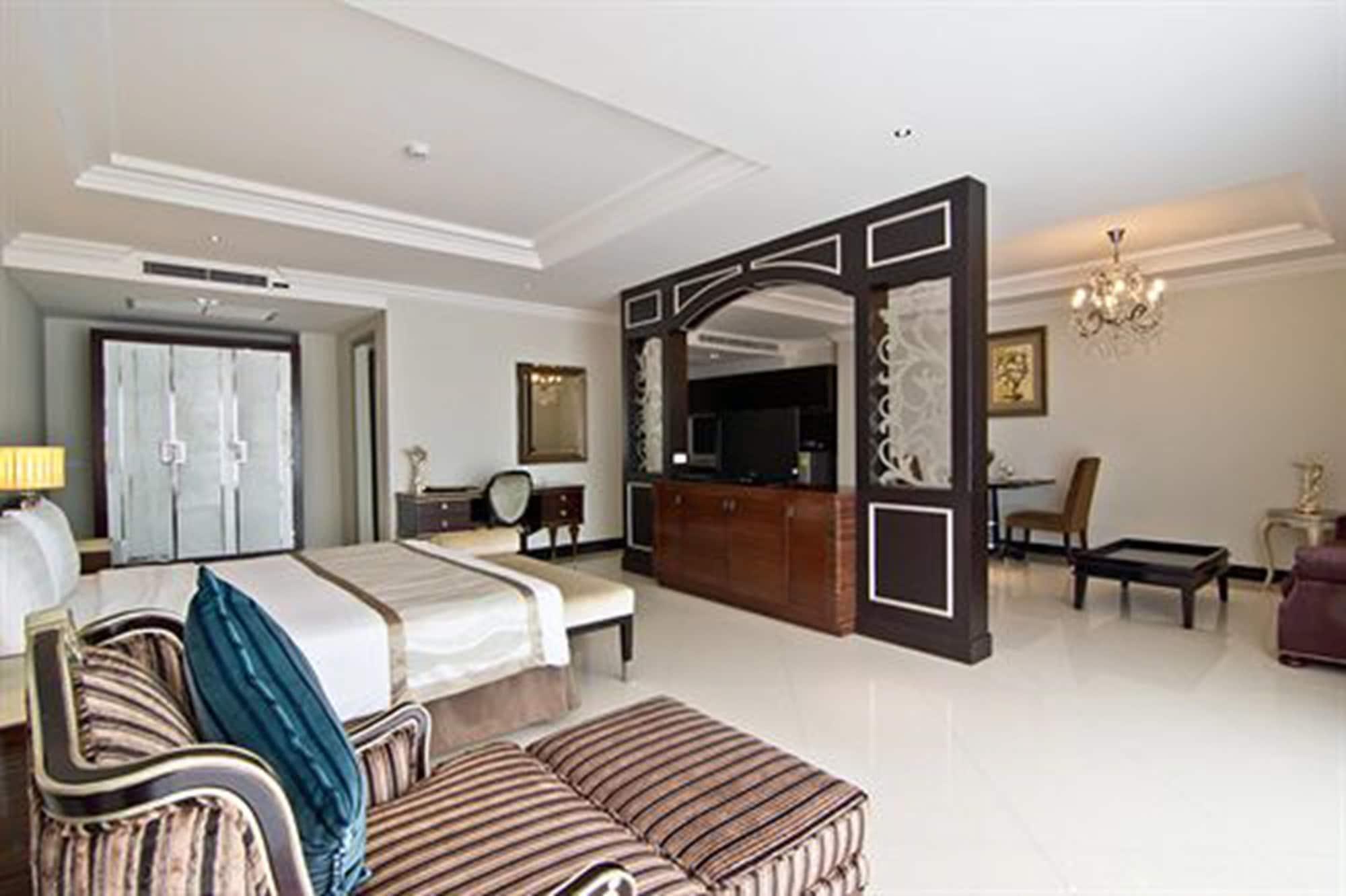 Hotel Lk Royal Wing Pattaya Exteriér fotografie