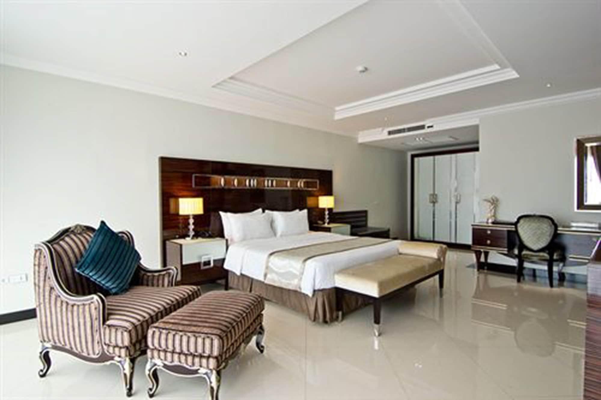 Hotel Lk Royal Wing Pattaya Exteriér fotografie